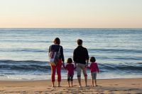 Familien und Kinder ist einiges rund um die Ferienwohnung Villa Gudrun in Binz direkt an der Strandpromenade wie Karls Erlebnishof, Baumwipfelpfad, Pirateninsel in Puttbus und vieles mehr geboten